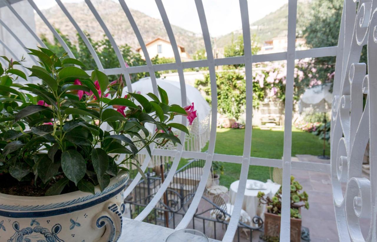 מלון מטה Palazzo Cacace Relais מראה חיצוני תמונה